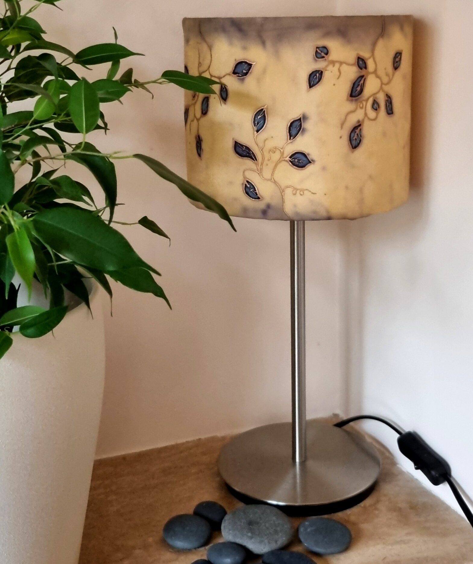 LAMPSHADE 4.