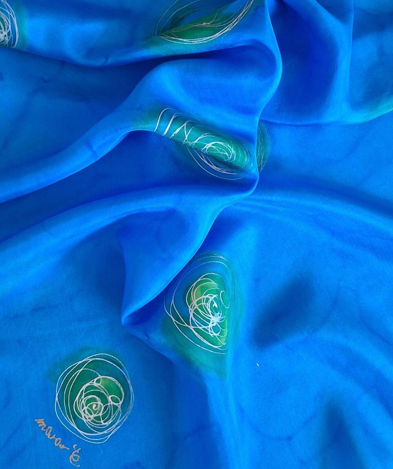 BLUE & GREEN
