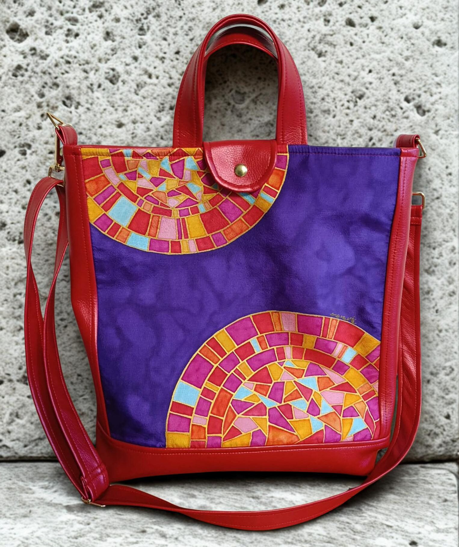 RED MOSAIC